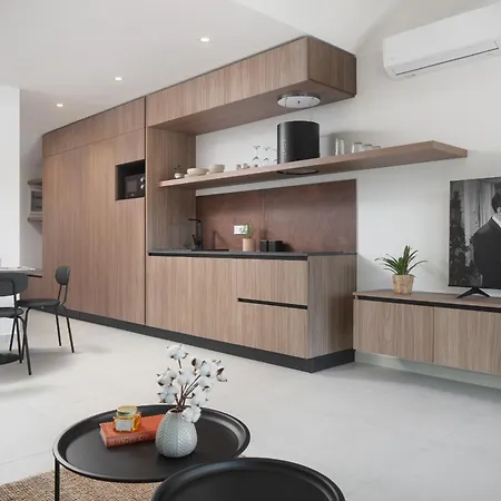 Bombon Апартаменты *